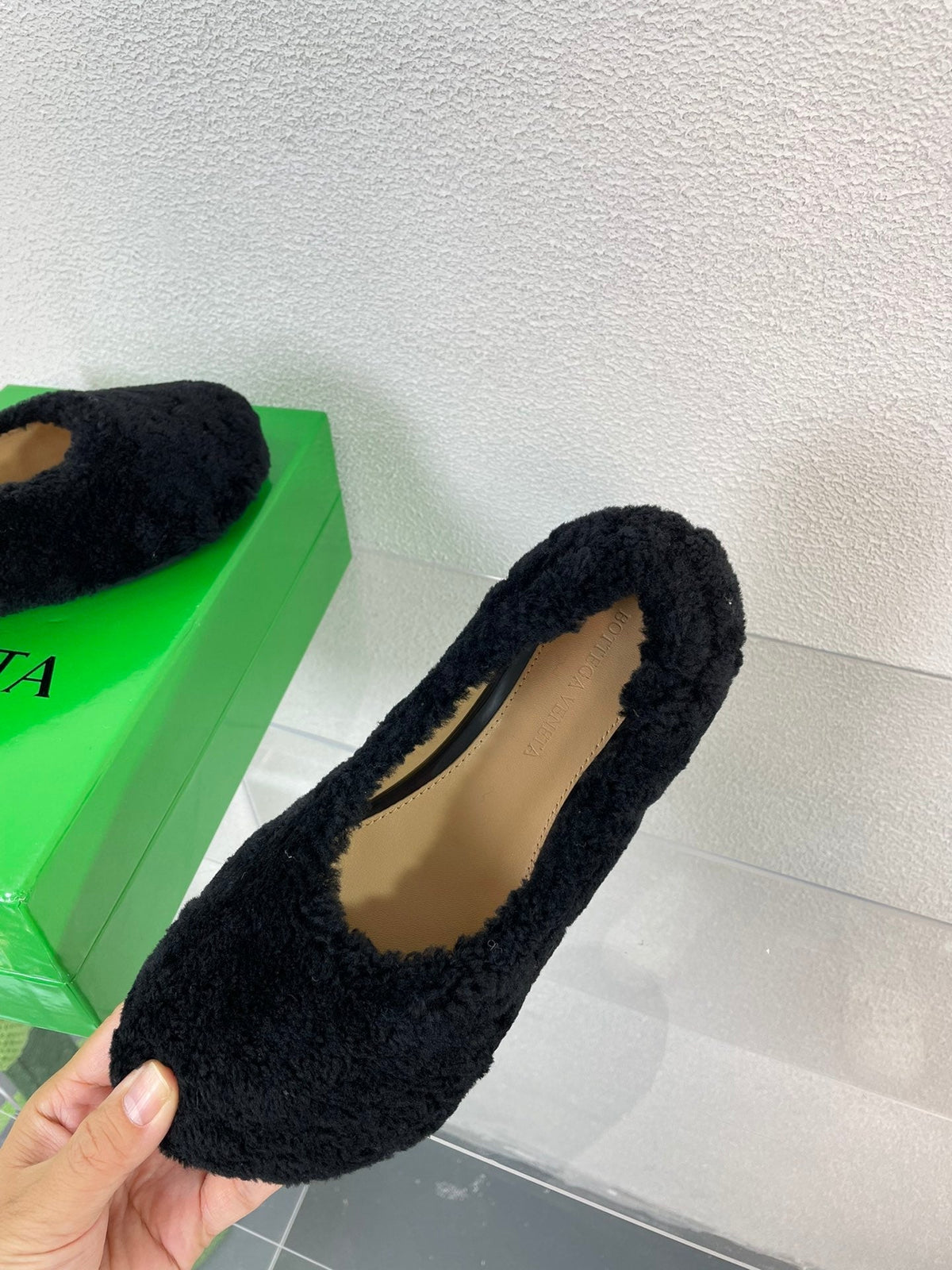 ATOMIC SHEARLING BALLERINA FLATS BLACK