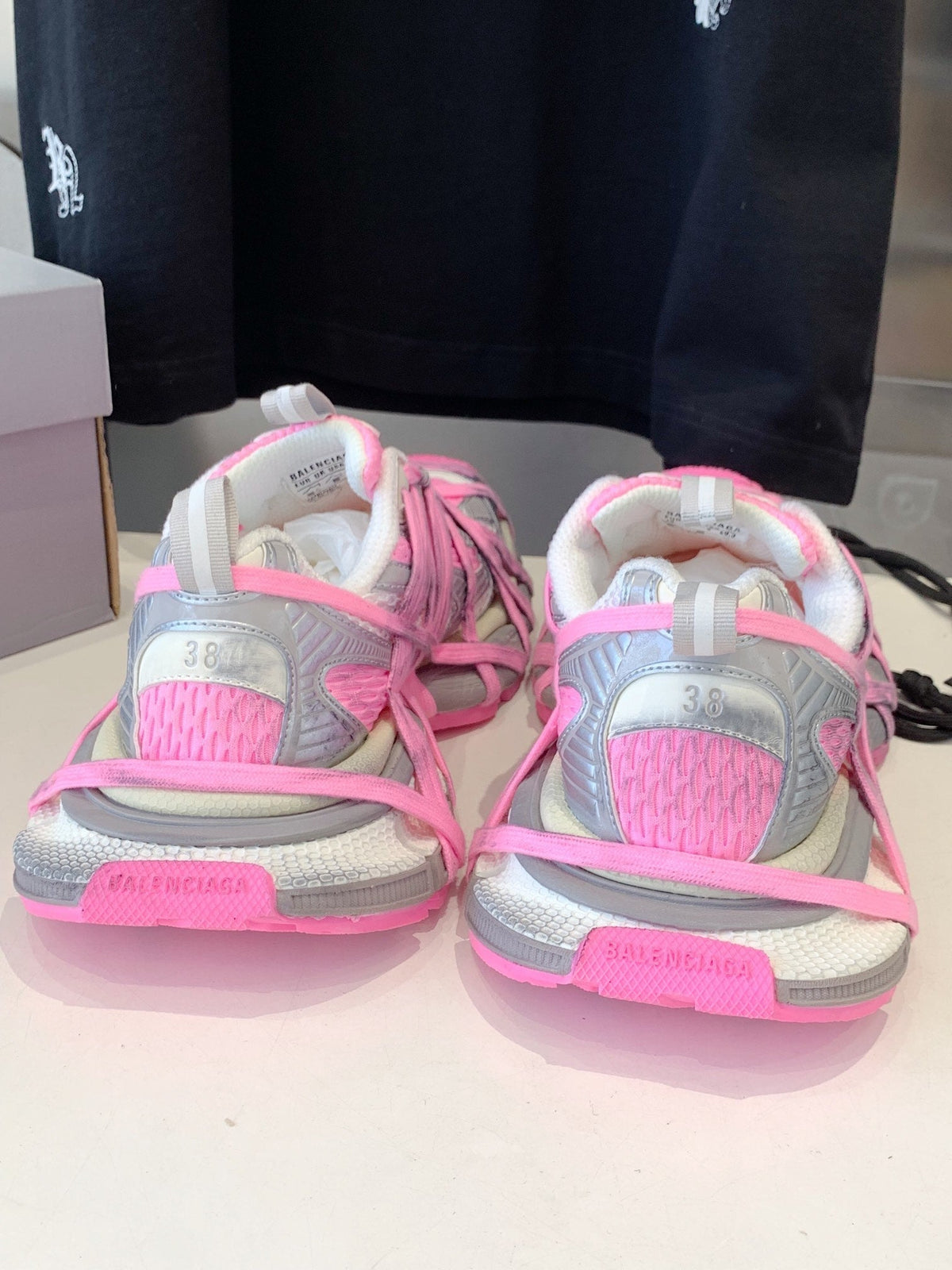 3XL EXTREME LACE SNEAKER SILVER AND PINK
