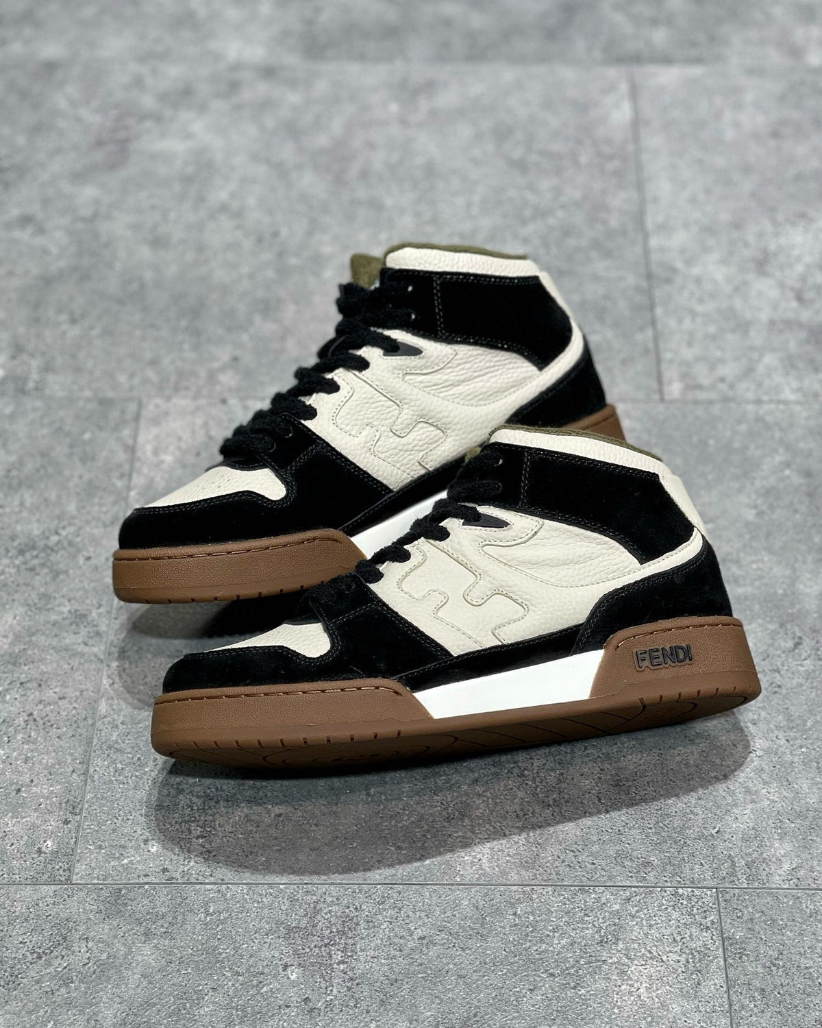FEN Sneakers