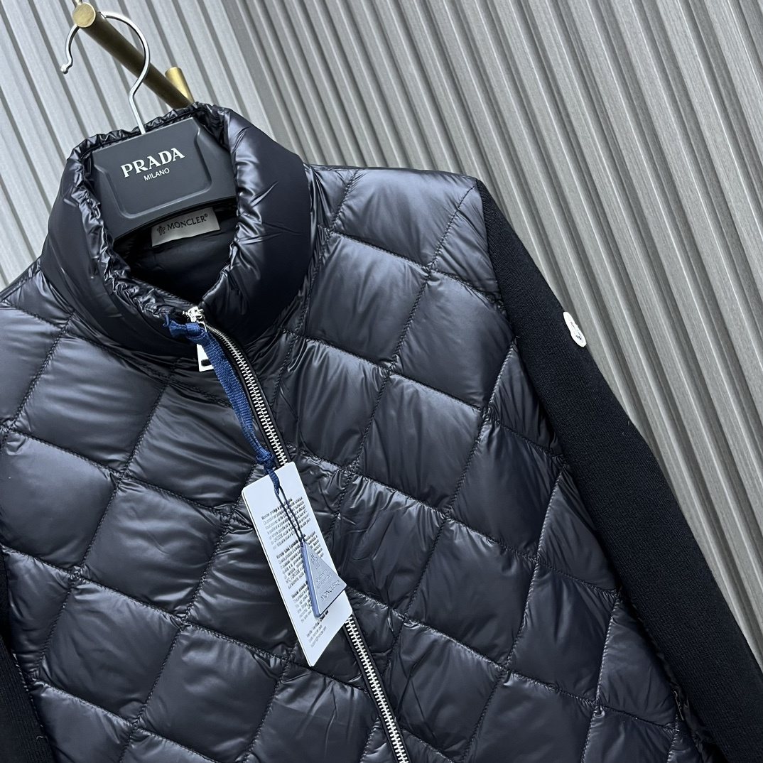 Moncler Diamond-Quilted Knit Sleeve Down Coat