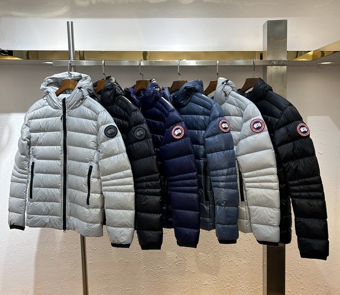 Canada Goose Hooded Short Down Jacket