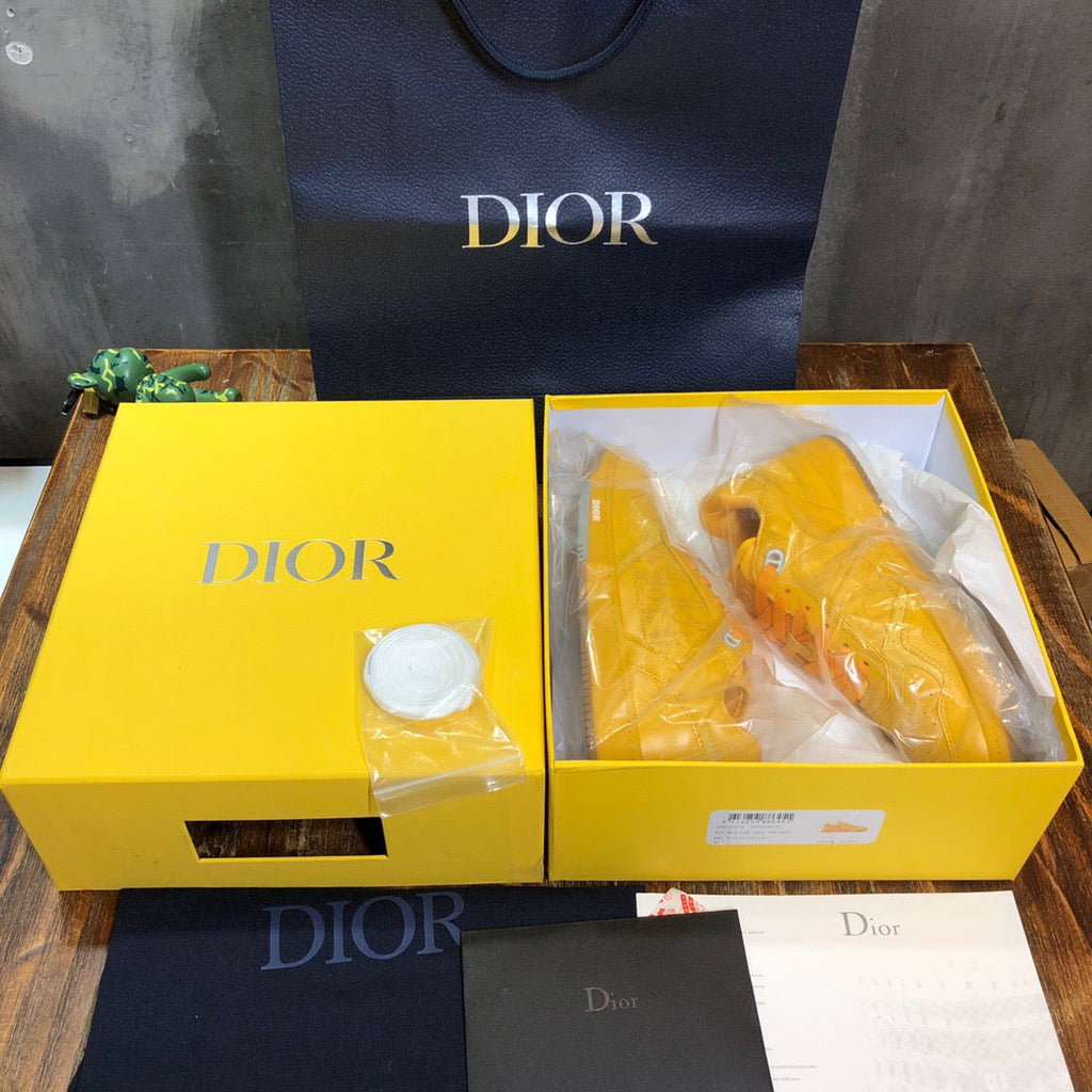 DIO Sneakers