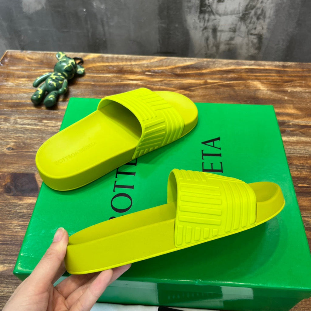 BV Sandals
