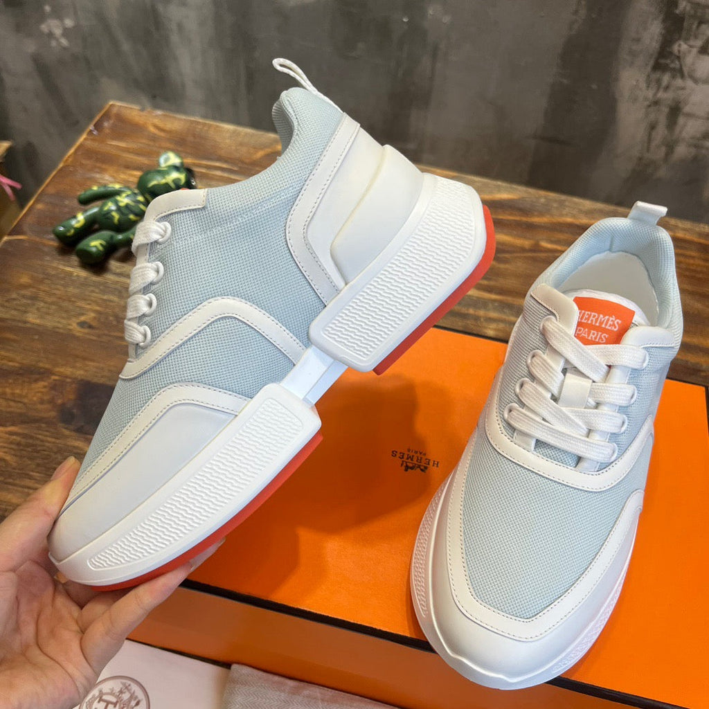 HERM Sneakers